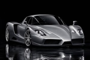 Ferrari Enzo gris de Monaco : un bijou rare destiné à bouleverser le marché ?