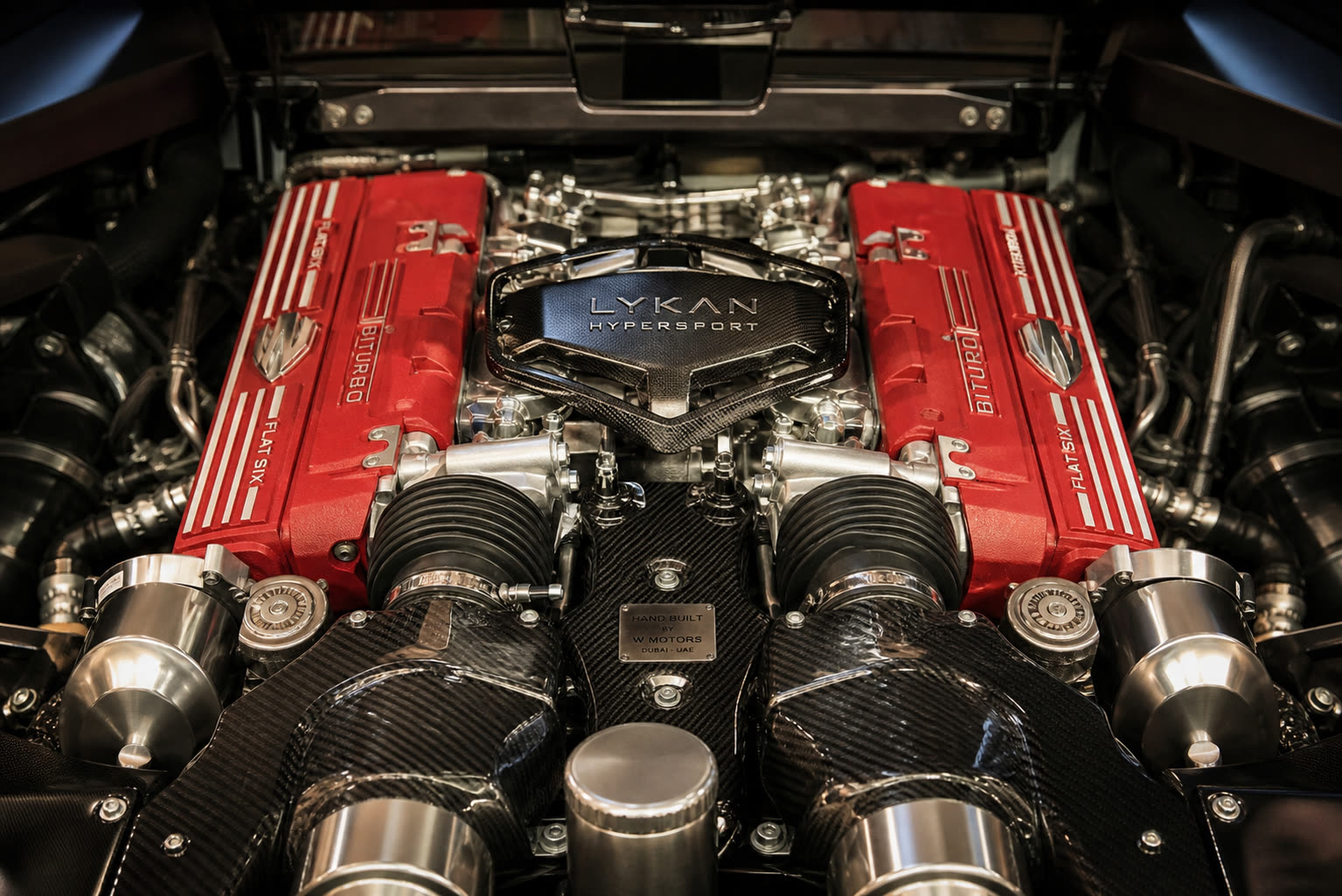 Moteur flat six biturbo Lykan Hypersport RUF performance mécanique
